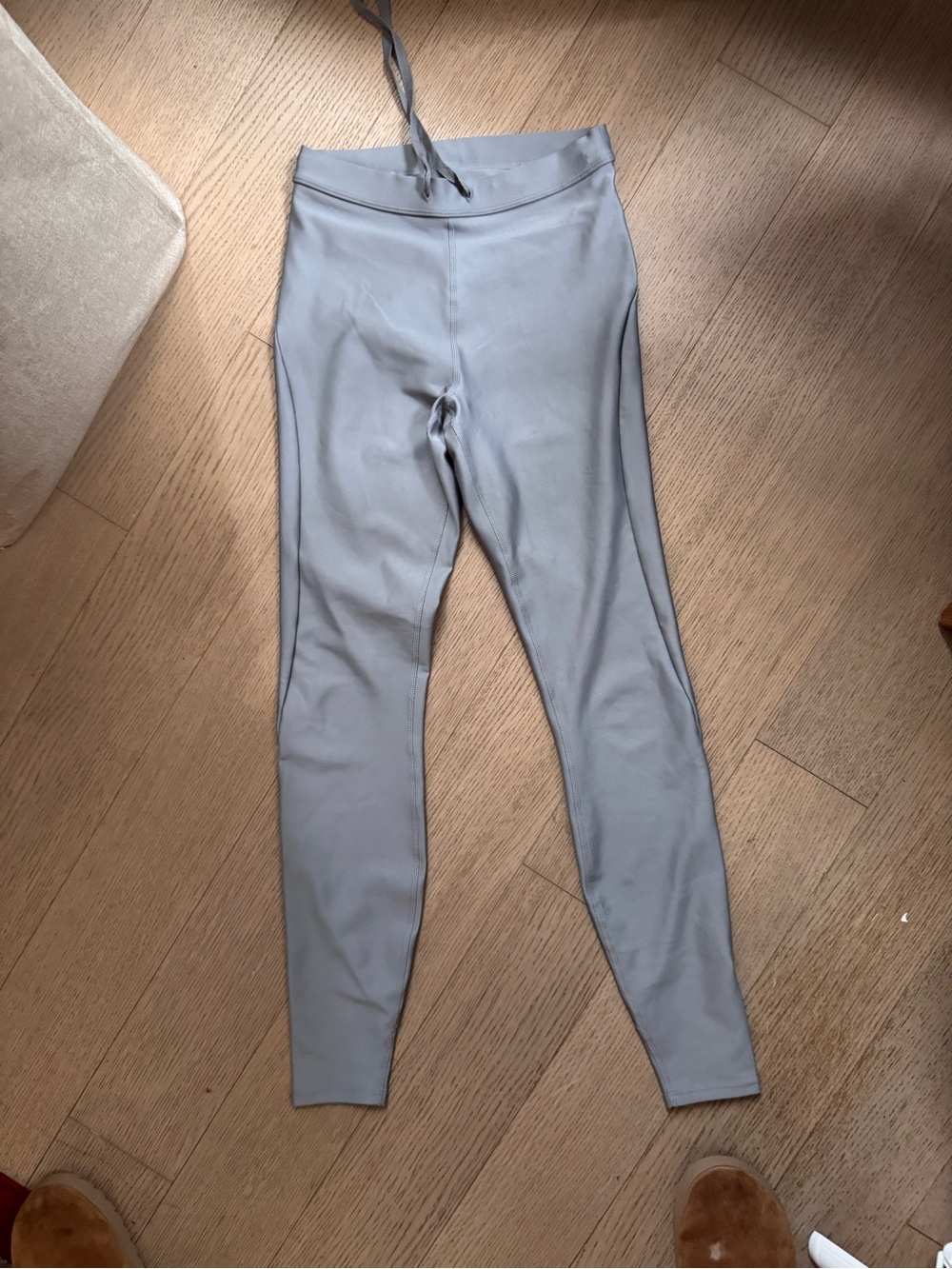 ALO Yoga Light Gray High-Waist Leggings